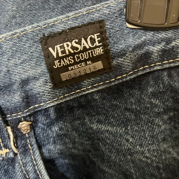 Vintage Versace Ittierre 100% Cotton Italian blue jeans.Italian size 42,56